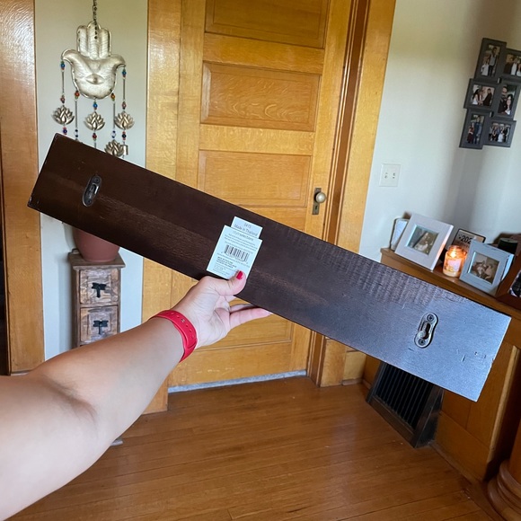 Like new coat rack “real wood” - Picture 2 of 5